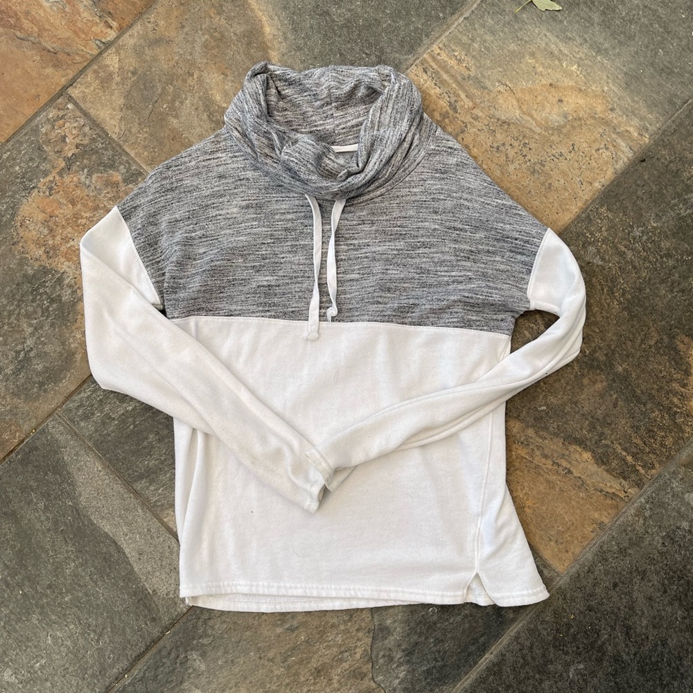 Women’s sweater